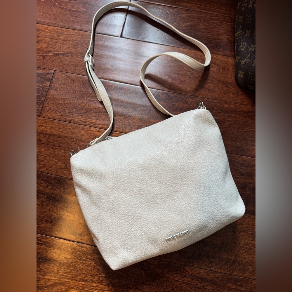 White Leather Shoulder Bag